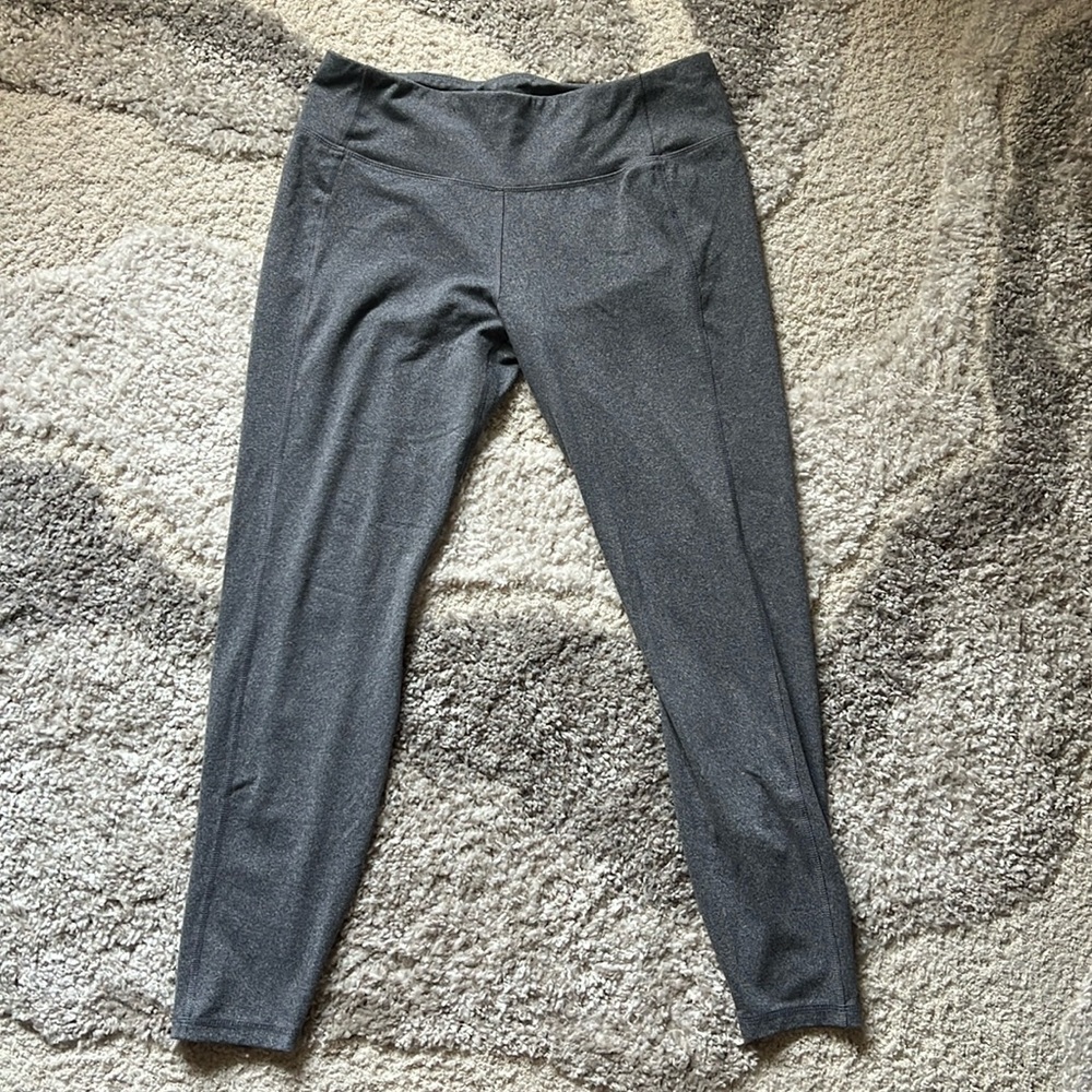 All in motion heathered grey leggings